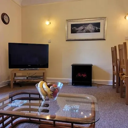 Pitlochry North Wing Apartment - Very Central Exterior photo